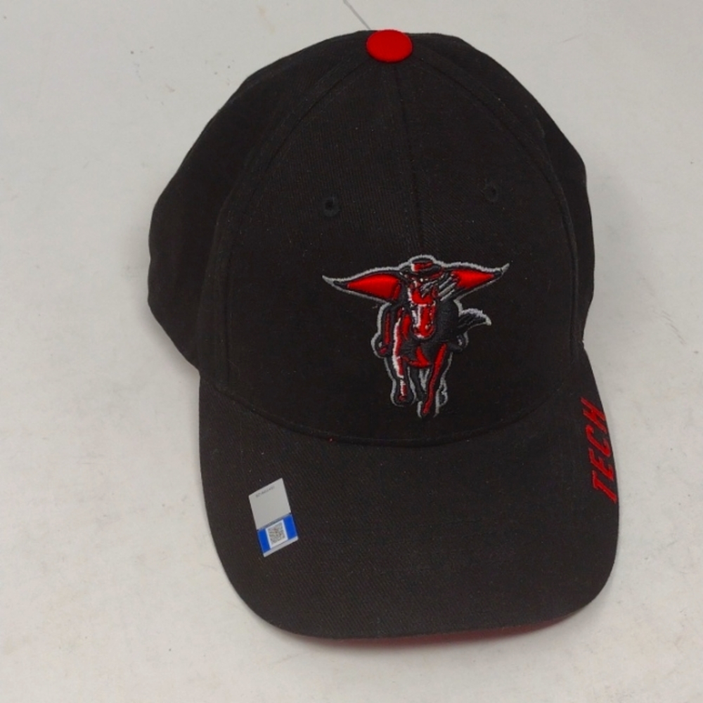 Captivating Headwear NCAA Adjustable Baseball Cap
